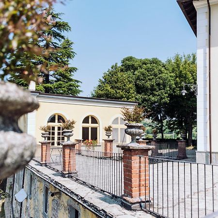 Castello Di Grillano Guest House Ovada Buitenkant foto